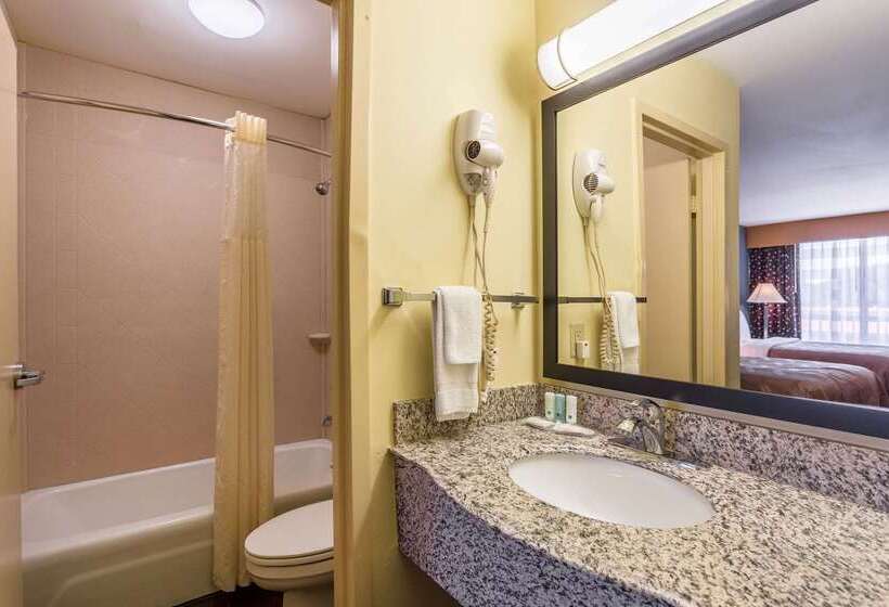 酒店 Quality Inn & Suites Baton Rouge West  Port Allen