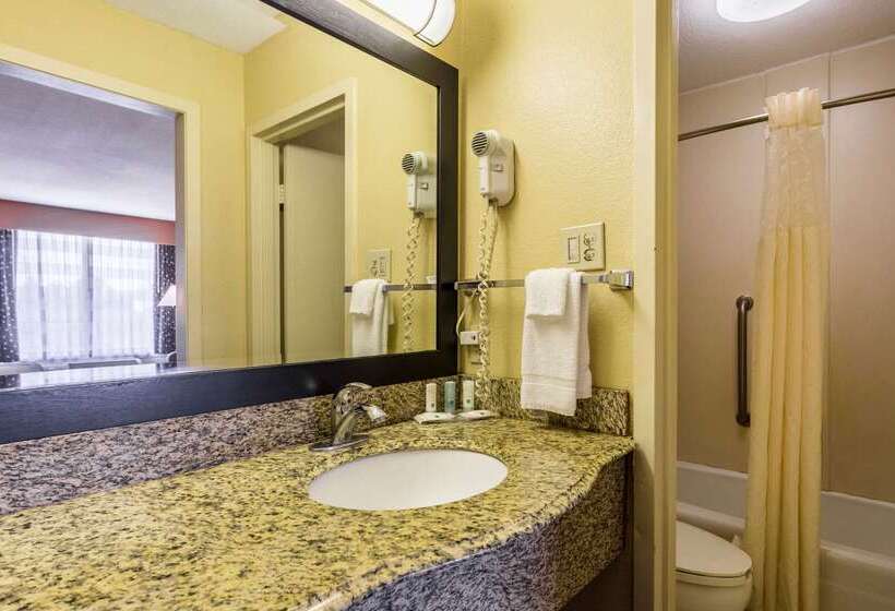 酒店 Quality Inn & Suites Baton Rouge West  Port Allen