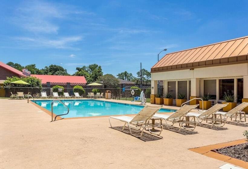 酒店 Quality Inn & Suites Baton Rouge West  Port Allen