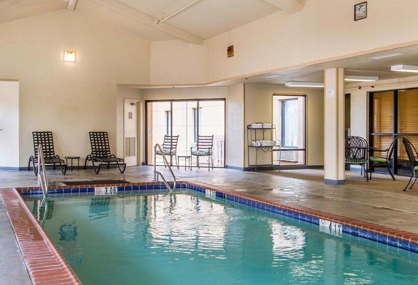 בית מלון כפרי Quality Inn & Suites Benton  Draffenville