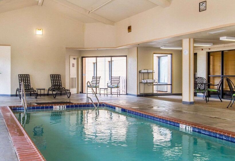 בית מלון כפרי Quality Inn & Suites Benton  Draffenville