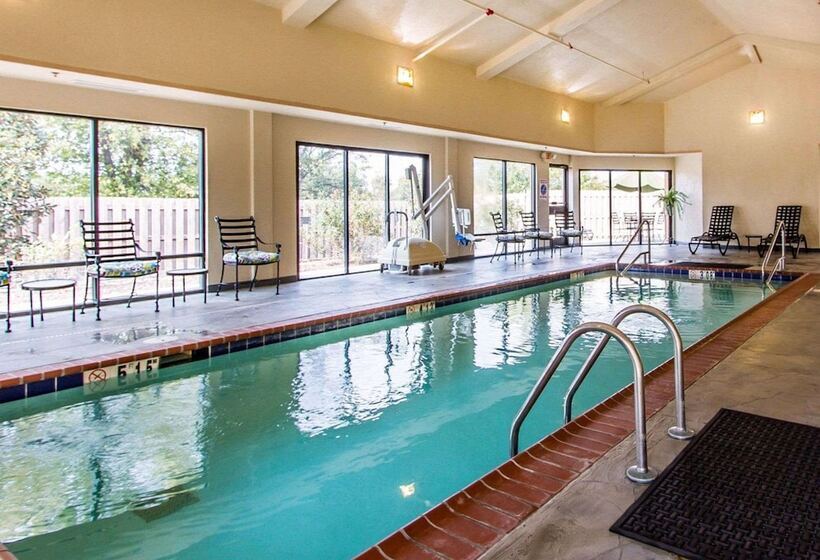 בית מלון כפרי Quality Inn & Suites Benton  Draffenville