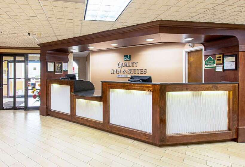 فندق Quality Inn & Suites Florence Civic Center