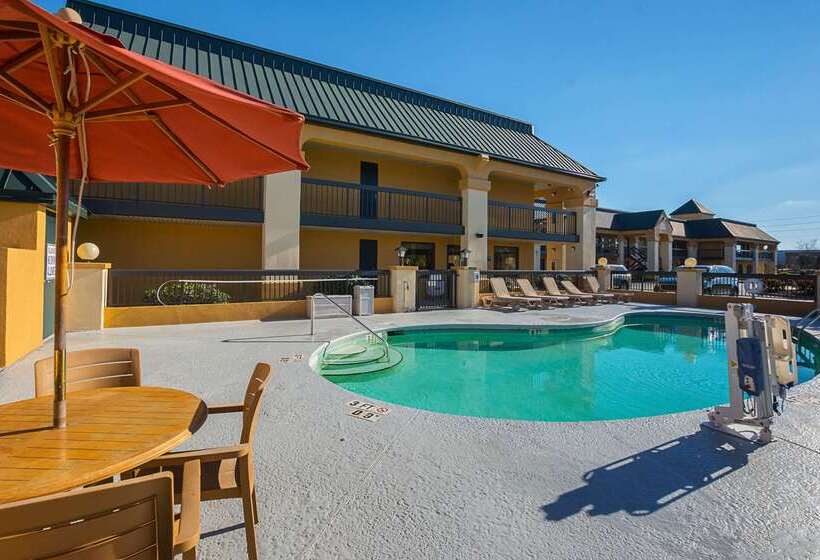 فندق Quality Inn & Suites Florence Civic Center