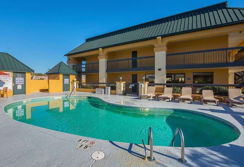 فندق Quality Inn & Suites Florence Civic Center