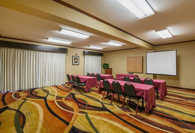 فندق Quality Inn & Suites Florence Civic Center