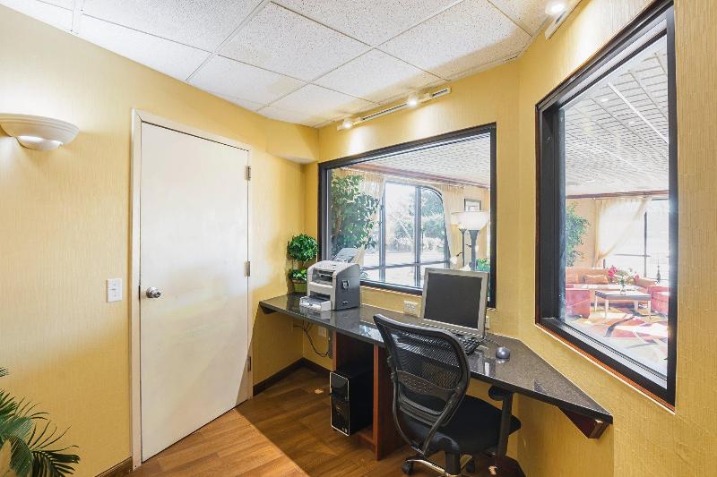 فندق Quality Inn & Suites Florence Civic Center