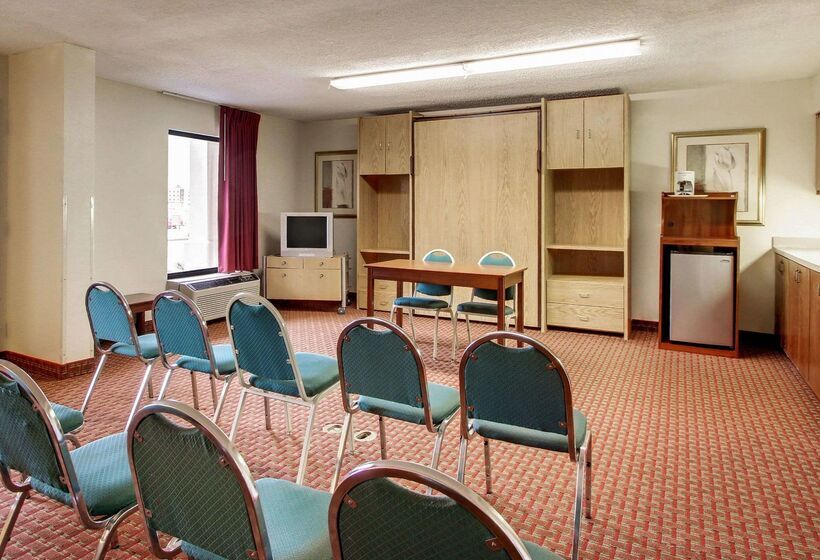 فندق Quality Inn & Suites