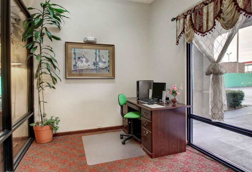 فندق Quality Inn & Suites