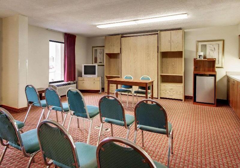 فندق Quality Inn & Suites