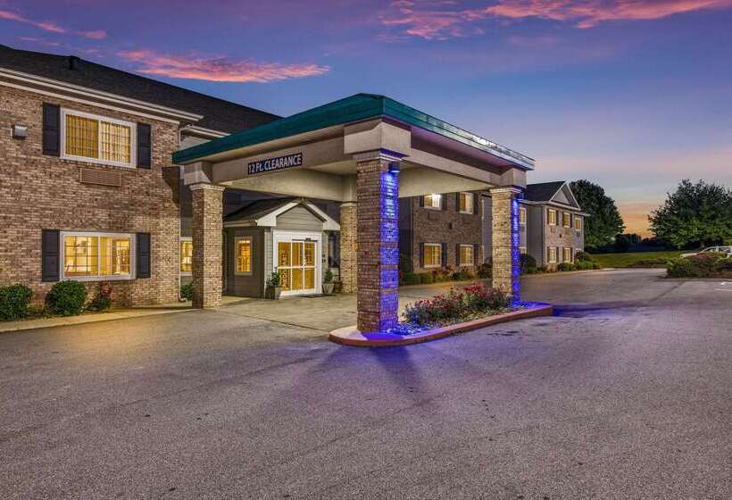 ホテル Quality Inn & Suites Hendersonville  Flat Rock