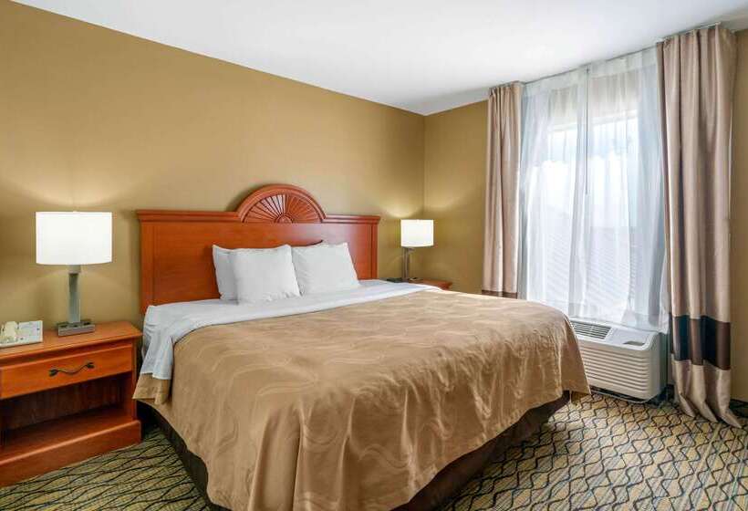Отель Quality Inn & Suites Jefferson City