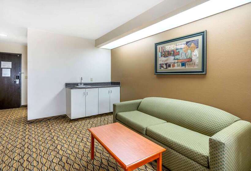 فندق Quality Inn & Suites Jefferson City