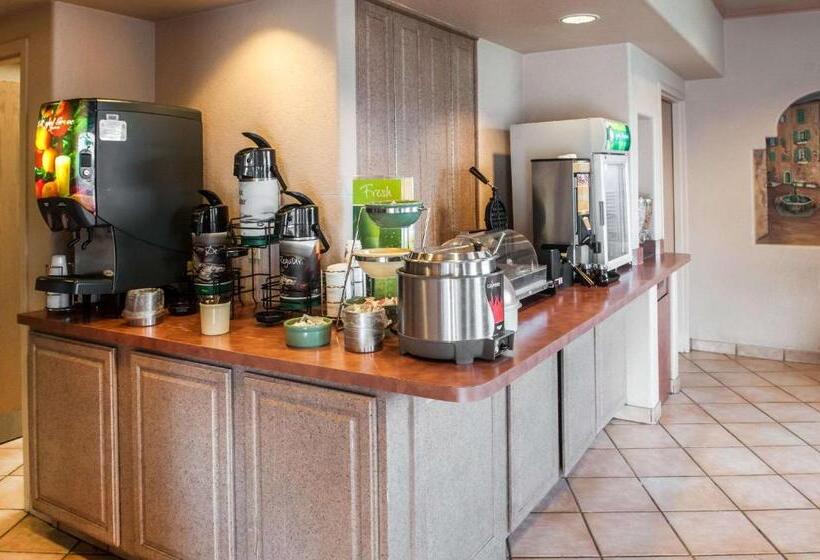 هتل Quality Inn & Suites Las Cruces  University Area