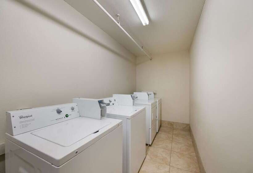 בית מלון כפרי Quality Inn & Suites Lufkin