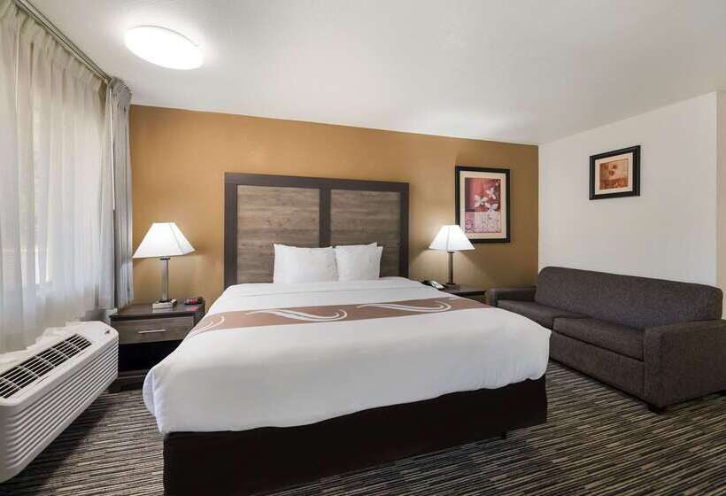 בית מלון כפרי Quality Inn & Suites Lufkin