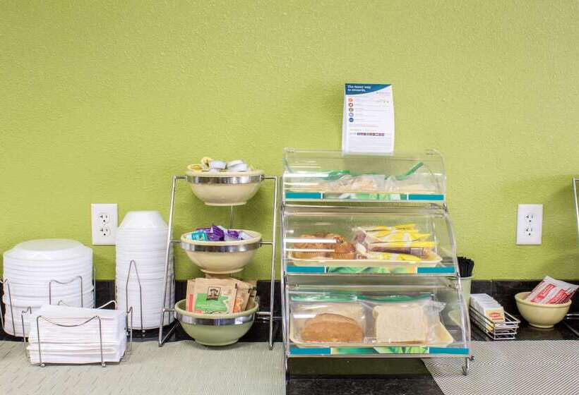 هتل Quality Inn & Suites