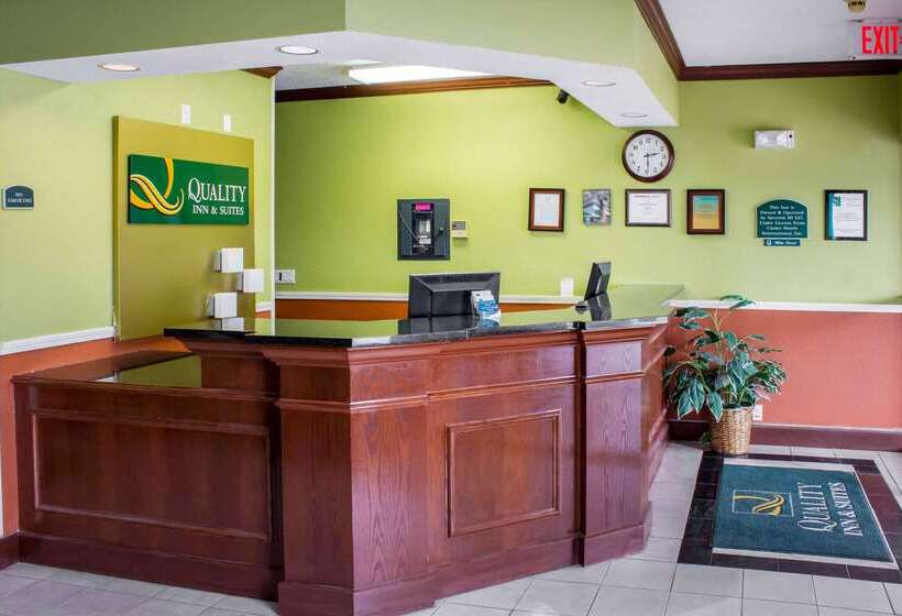 酒店 Quality Inn & Suites