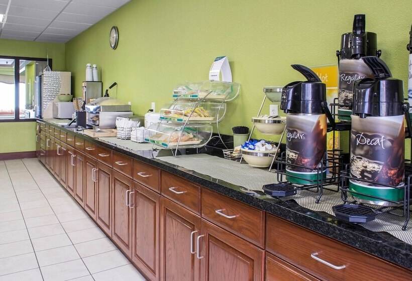 هتل Quality Inn & Suites