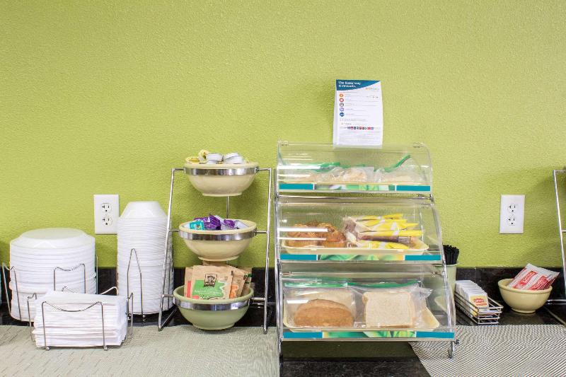 酒店 Quality Inn & Suites