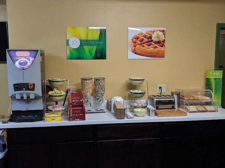 فندق Quality Inn