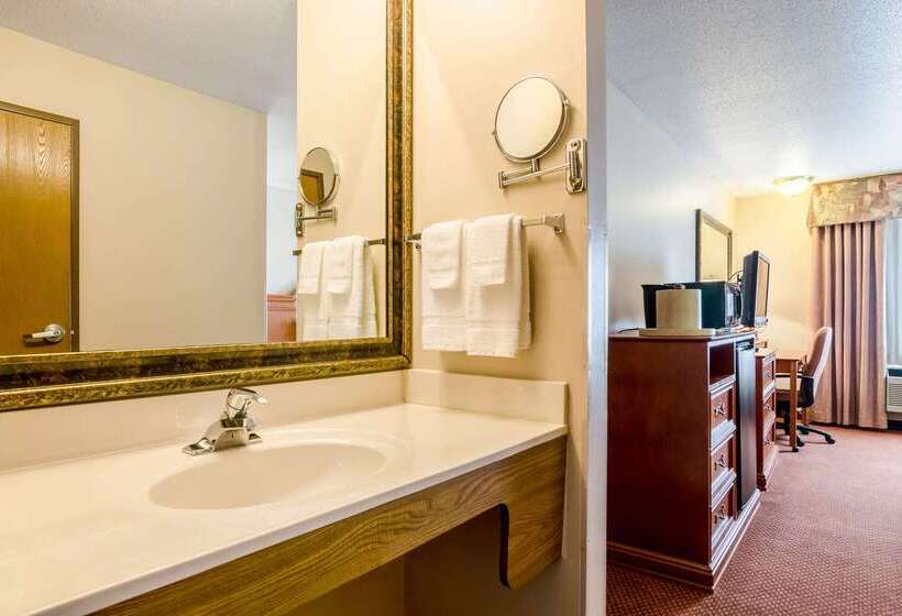 בית מלון כפרי Qualityinn, Alliance