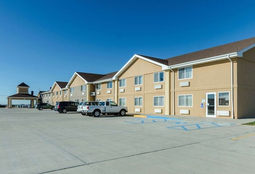 בית מלון כפרי Qualityinn, Alliance