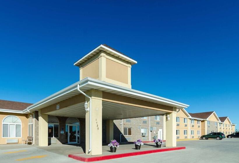 בית מלון כפרי Qualityinn, Alliance