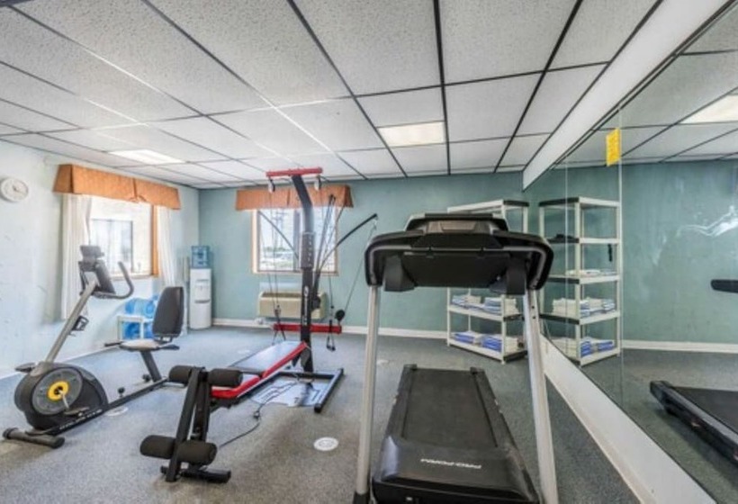 בית מלון כפרי Qualityinn, Alliance