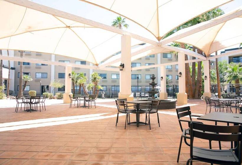 Radisson Hotel Casa Grande