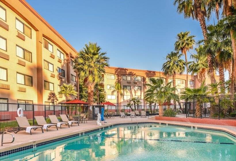 Radisson Hotel Casa Grande