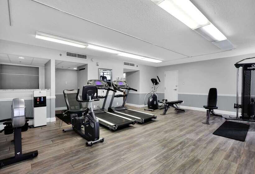 فندق Ramada By Wyndham Jacksonville I 95 By Butler Blvd