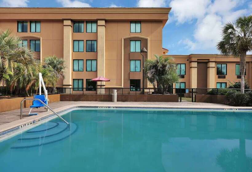 فندق Ramada By Wyndham Jacksonville I 95 By Butler Blvd
