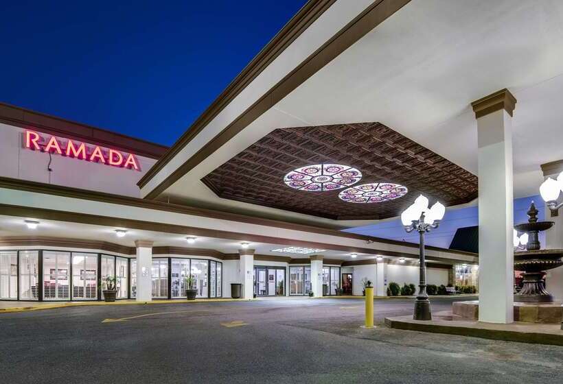 호텔 Ramada By Wyndham Metairie New Orleans Airport