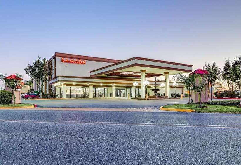호텔 Ramada By Wyndham Metairie New Orleans Airport