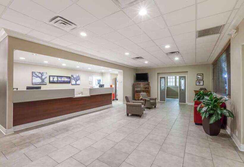 酒店 Ramada By Wyndham New Iberia