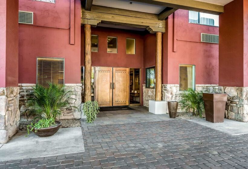 فندق Red Lion Inn & Suites Goodyear