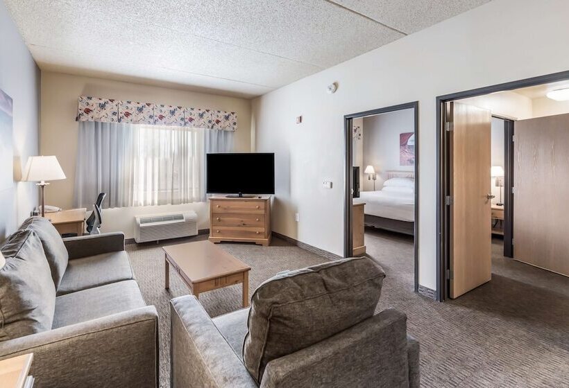 בית מלון כפרי Red Lion Inn & Suites Goodyear