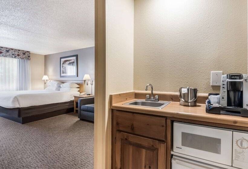 فندق Red Lion Inn & Suites Goodyear