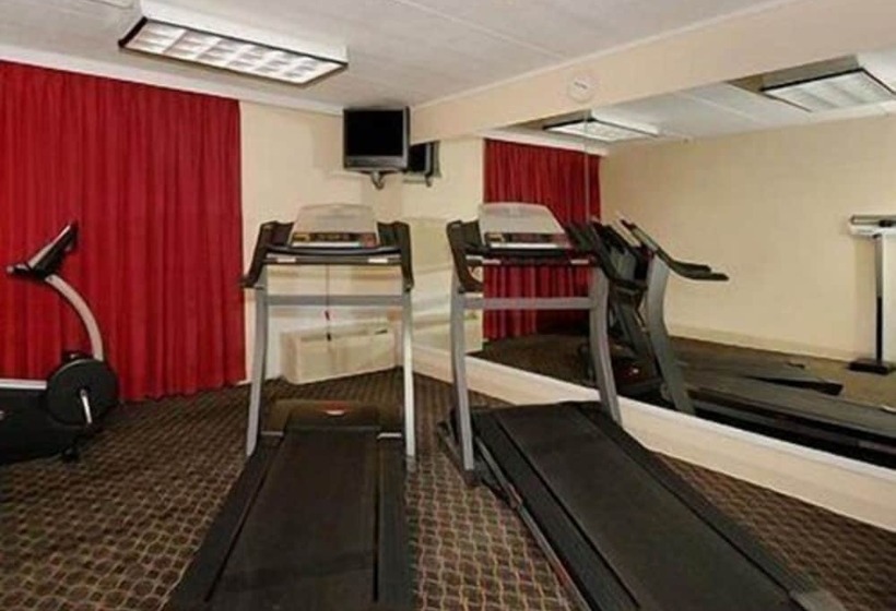 Отель Rodeway Inn