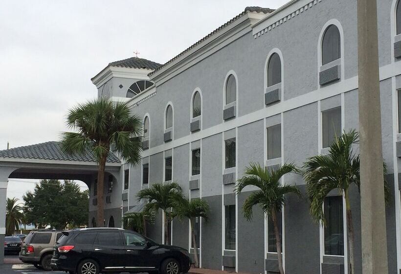 فندق Ruskin Inn Tampasun City Center