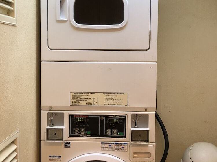 فندق Ruskin Inn Tampasun City Center