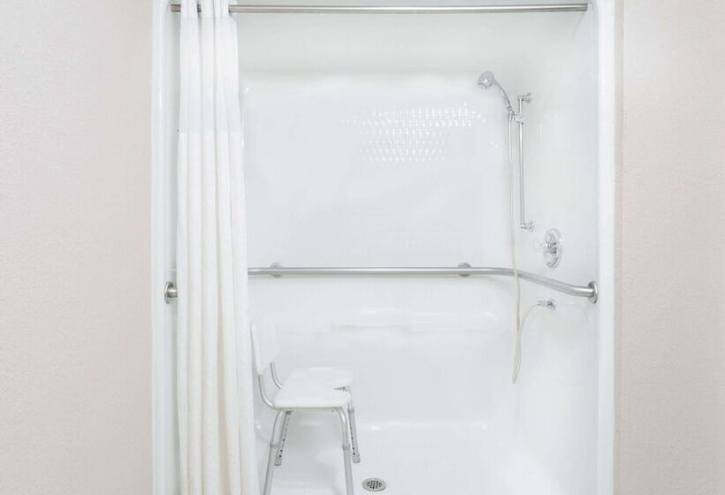 هتل Super 8 By Wyndham El Dorado