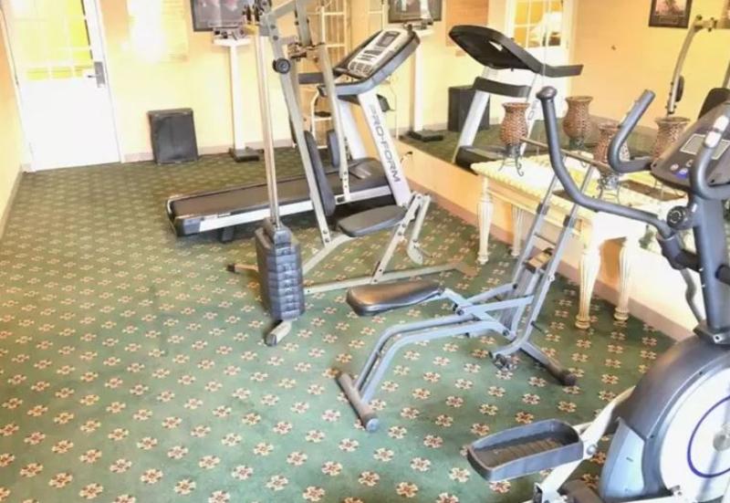 فندق Super 8 By Wyndham Temple I35