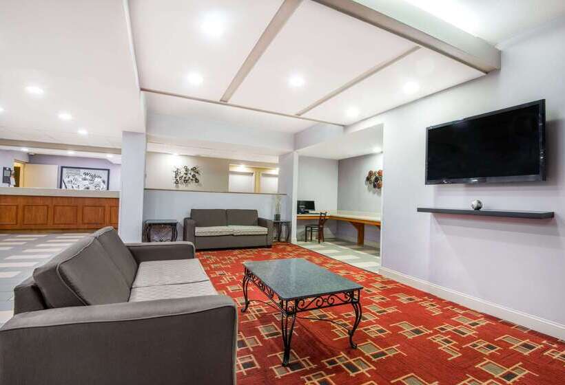 ホテル Super 8 By Wyndham Wichita South