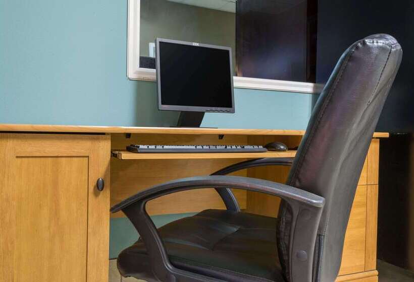 호텔 Super 8 By Wyndham Williamsburg