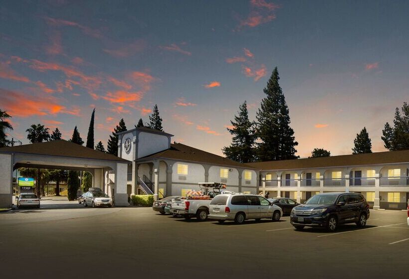 Surestay Hotel By Best Western Ukiah