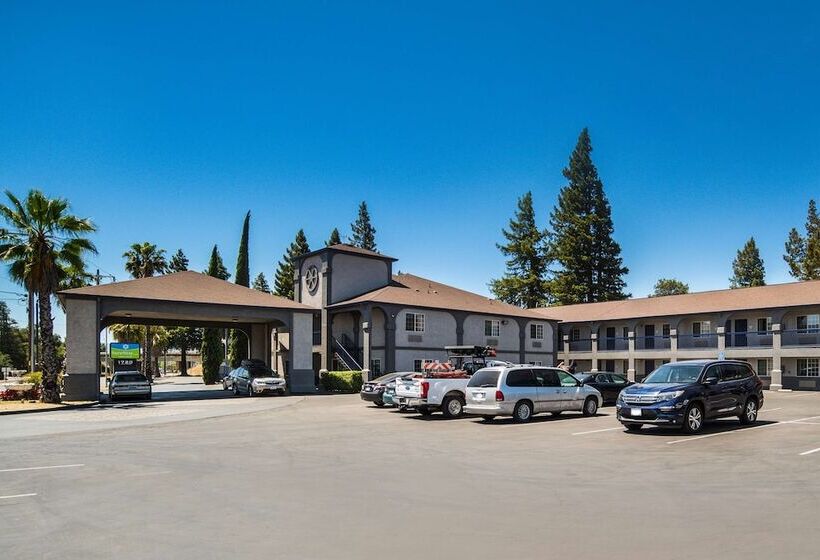 Surestay Hotel By Best Western Ukiah