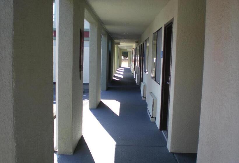 호텔 The Redwood Riverwalk, A Boutique