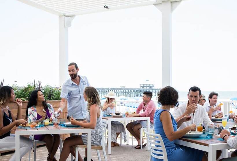 فندق Tides Folly Beach